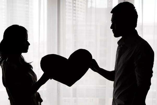 财报前瞻 | 上市后暴涨400%！加密货币狂飙之际，稳定币“妖股”Circle(CRCL.US)IPO后首份财报今晚来袭